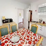 In 54949 Apartment Balatonszabadi