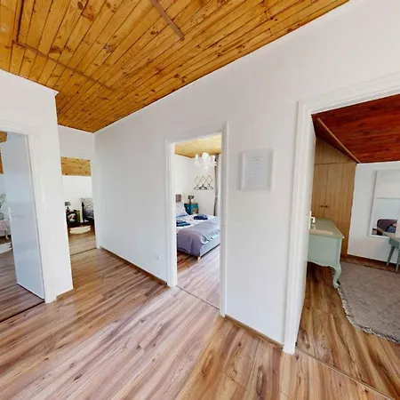 In 54949 Apartament Balatonszabadi Fürdőtelep
